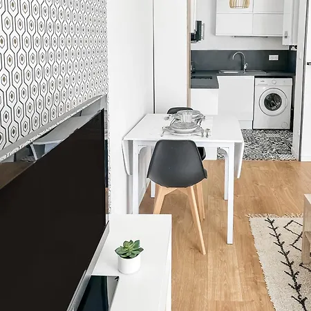 Appartement Lumineux, Wi-Fi Et Parking Prive Niort Exterior photo