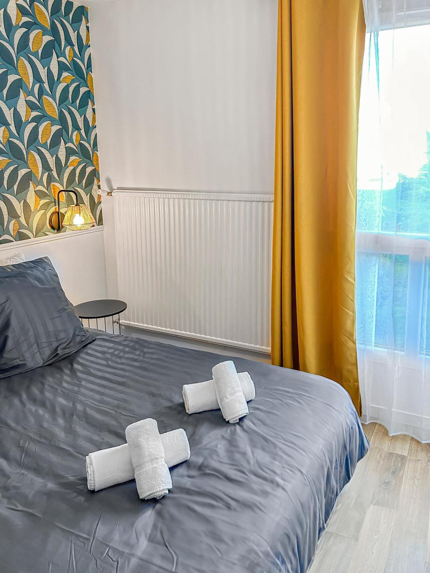 Apartment Lumineux, Wi-fi Et Parking Prive Niort