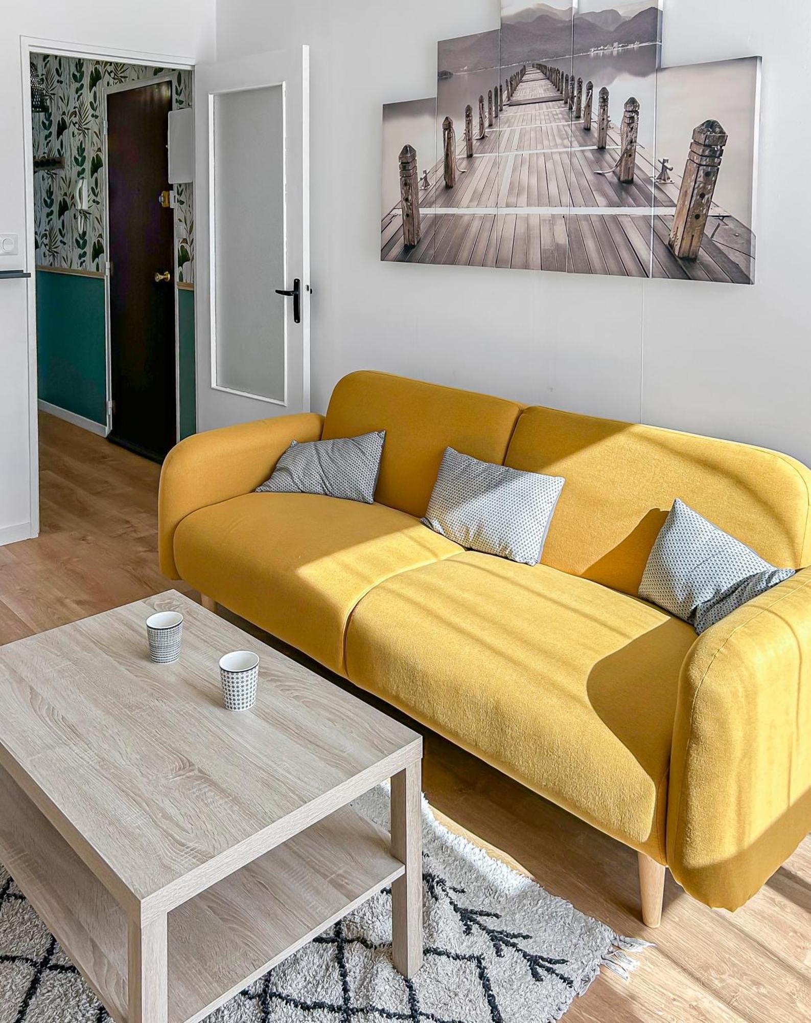 Lumineux, Wi-fi Et Parking Prive Apartment *